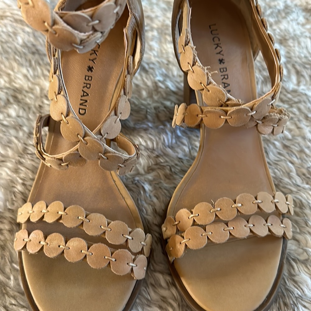 Lucky Brand Leather Heels - Picture 6 of 7